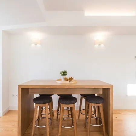 Flh Chiado Bright Apartamento *